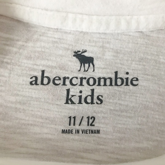 Abercrombie Kids White T-Shirt - Picture 2 of 2